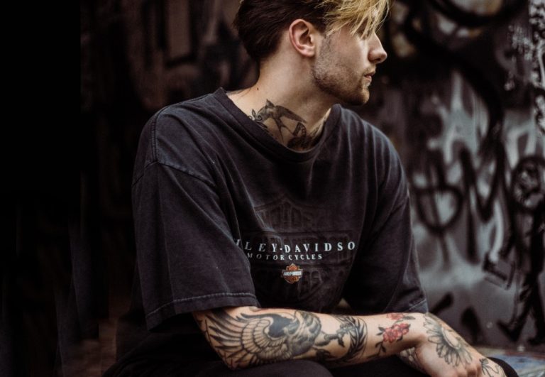 Reasons Why Girls Attracted to Guy with Tattoos - Wingman Magazine ...